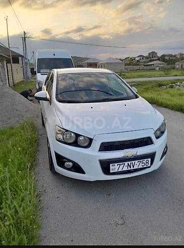 Chevrolet Aveo: 1.6 l | 2012 il Hetçbek lalafo.az -da Chevrolet Aveo: 1.6 l | 2012 il Hetçbek