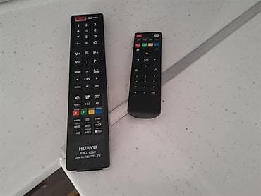 neos televizor: Televizor Sharp LED ekran 32" — 2