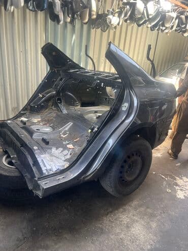 фольксваген седан: Toyota sedan arxalig — 3