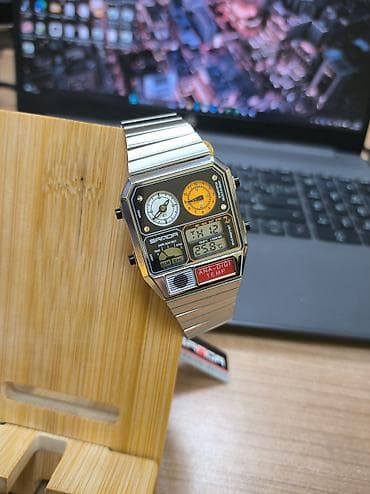 reward saat: SANDA ana-digi qol saatı – retro üslubda çoxfunksiyalı model — 2