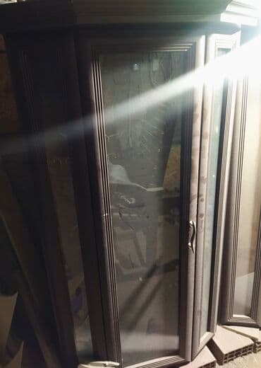 Браслеты: Sdenka 3 hissədən ibarətdir. hamısının altında şkafı var. yuxarı — 4