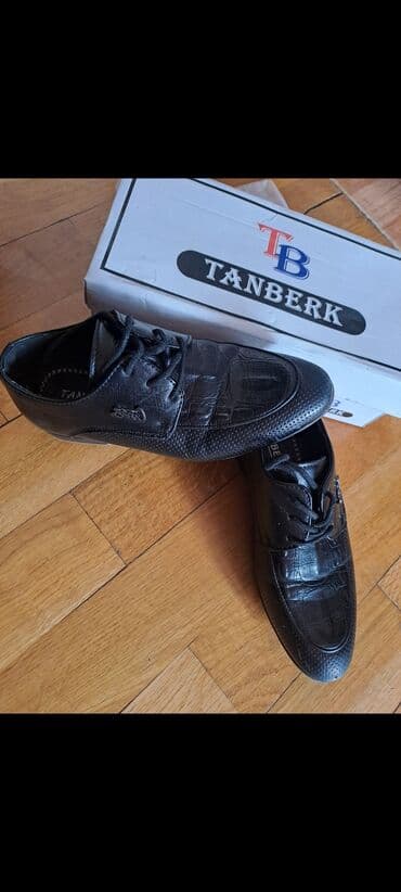 Uşaq ayaqqabıları: 2 dəfə restorana geyinilib,ensiz pəncəli ayağ üçün,temiz dəridir ve — 2