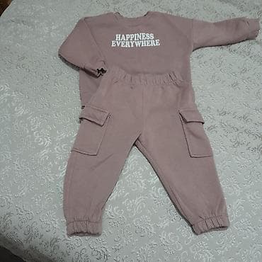 Uşaqlar üçün digər geyimlər: Uşaq iki hissəli dəst – sweatshirt və şalvar.Ici qalindi olcusu 12-18 — 1