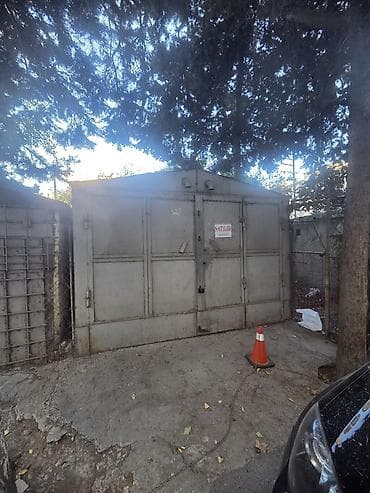 22 kv. m, 4 * 5 * 2 Metal