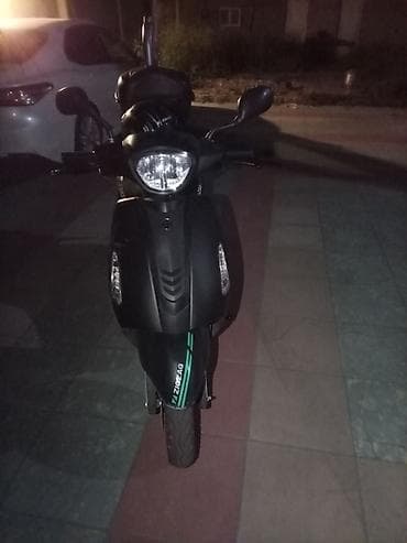 agv kask: Ziğzağ mopedi satılır yenidir 3 aydır alınıb üsdündə kaska birdə təzə — 8