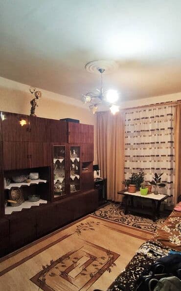 bina evlərinin satışı: Bakı, Bakıxanov qəs., 3 otaqlı, Köhnə tikili, 80 kv. m — 1