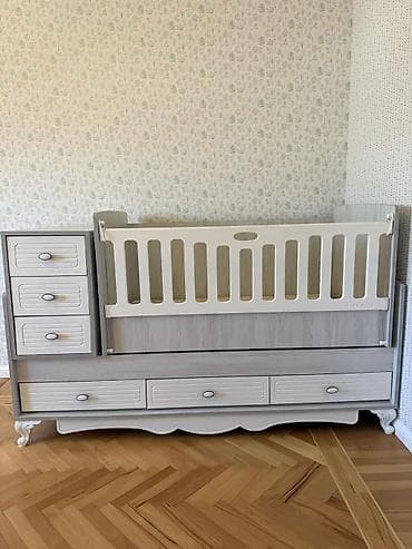 Sabişbaki Texmini 2 il istifade olunub,yeni kimidi. Bu kravati sokende — 1