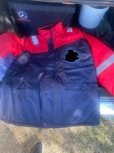 off white duks: Qış Kombinzonu papaqlı Yeni istifadə olunmayıb Razmer: 48 Qiymət — 1