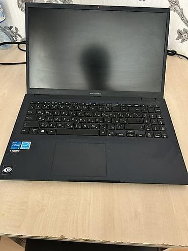 ikinci el notebook: ASUS ExpertBook B1502CV-A - Rəng: Star Black - Ekran: 15.6" FHD - — 5