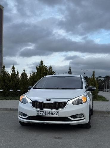 Kia K3: 1.6 l | 2014 il Sedan