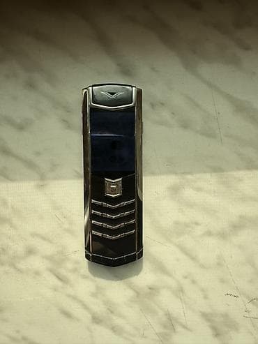 korpuslar: Vertu rəng - Qara, Düyməli — 1