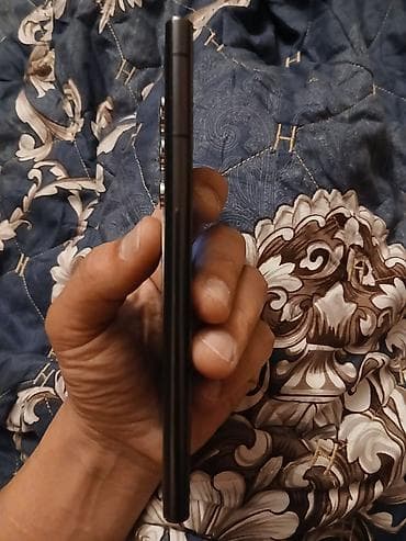 samsung 26: Samsung Galaxy S22 Ultra, 256 GB, rəng - Qara, Barmaq izi — 9