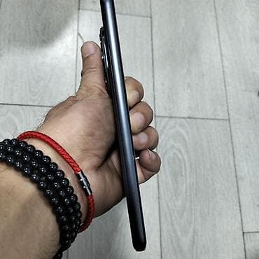 z flip 6: Honor 400 Pro, 512 GB, rəng - Qara, Barmaq izi — 10