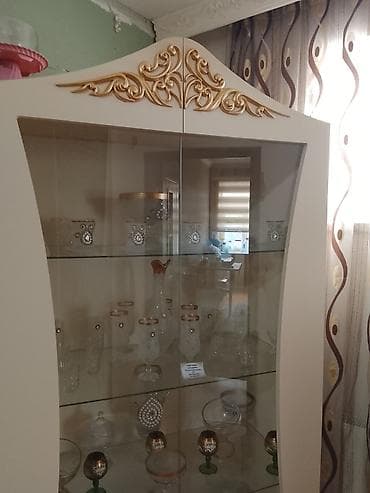 vitrin bar: Şüşəli dolab vitrini — 2