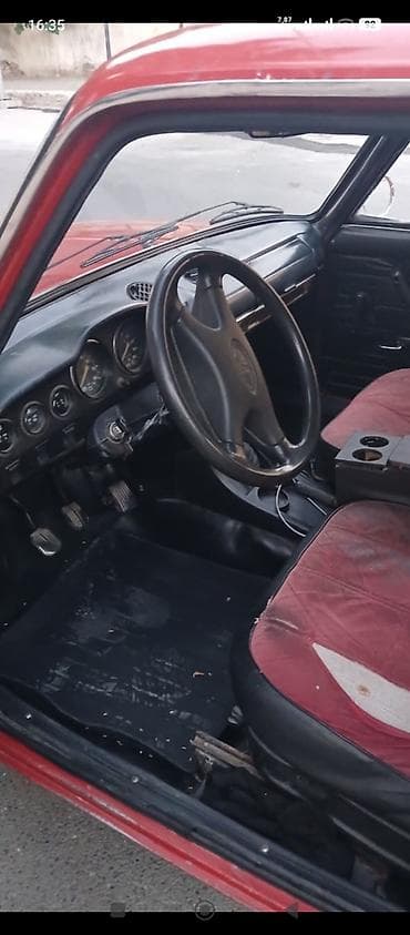 VAZ (LADA) 2101: 1.2 l | 1982 il 86900 km Sedan