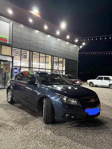 zapas təkər: Chevrolet Cruze: 1.4 l | 2014 il 286000 km Sedan — 5