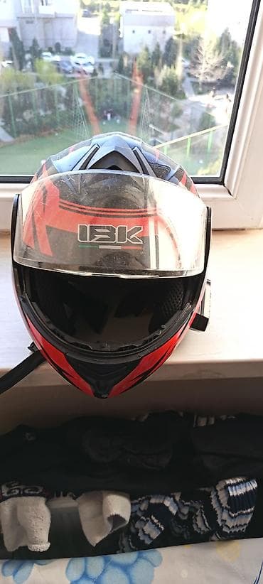 kara: IBK moto dəbilqə – interkomlu, mikrofonlu - Növ: tam üzlü (full-face) — 4