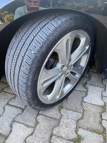 prado sukan: Chevrolet Cruze sedan – qara rəng, şık dizayn və zəngin komplektasiya — 10