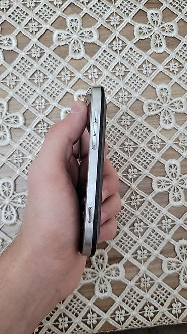 baseus bowie e3: Blackberry Bold Touch 9900, 8 GB, rəng - Qara, Düyməli, Sensor — 5