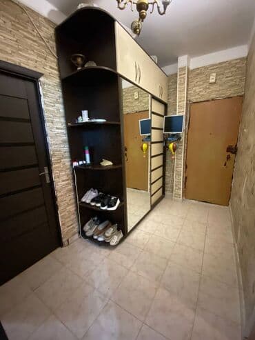 musfiqabadda ev satilir: Bakı, 3 otaqlı, Köhnə tikili, m. Əhmədli, 80 kv. m — 10