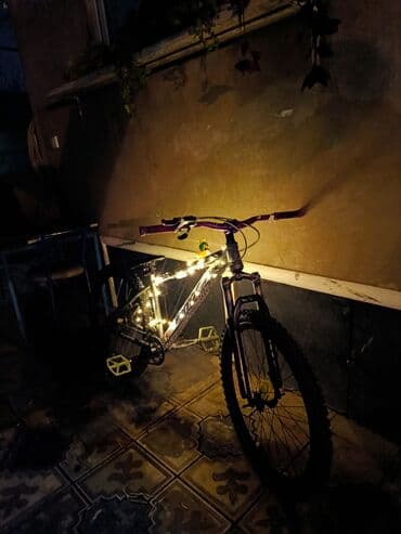 oğlan üçün velosiped: Velo ideal vəziyyətdədir problemi yoxdur Rul,boğaz,pedal,təzə — 1