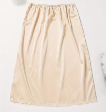qadin bot: Saten alt ətək (podkladka).TƏZƏDİR.Ölçü L-XL.Krem rəngdə,sadə və zərif — 2