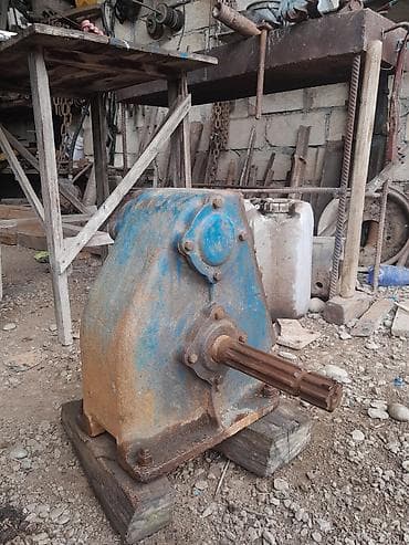 Trubalar, patruboklar: Reduktur satilir Razilaşma yolu ilee elaqe 0703892038 — 2