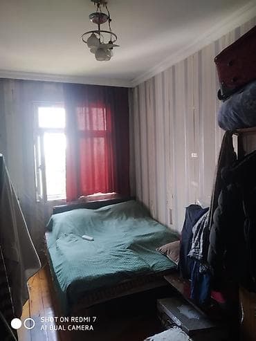 sarayda satilan evler: Bakı, 5-ci mikrorayon, 2 otaqlı, Köhnə tikili, m. Memar Əcəmi, 57 kv. m — 6
