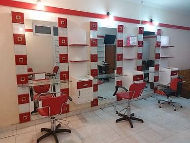 Gözəllik salonu üçün tam komplekt işçi yerləri və mebel dəsti