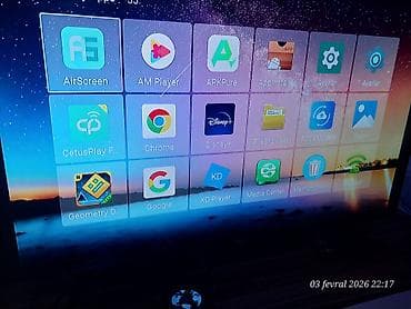 Компьютеры, ноутбуки и планшеты: Б/у Смарт ТВ приставка TV box 4 ГБ / 32 ГБ, Android — 8