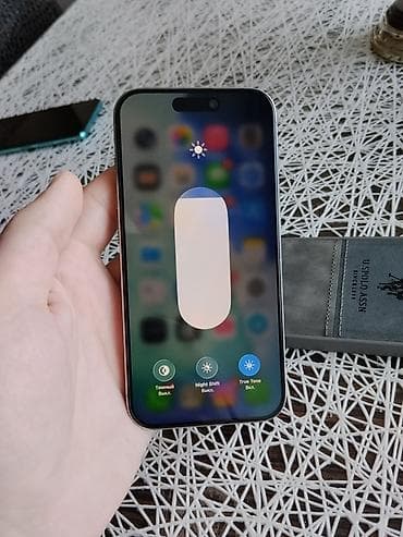 iphone 12 ikinci el: Gümüşü, Simsiz şarj — 7