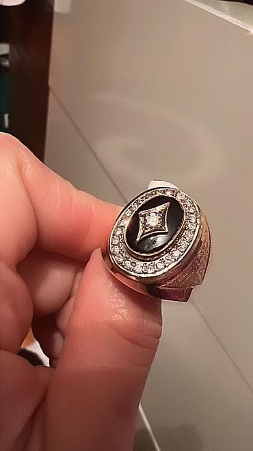 kişi qızıl uzuk: Üzük — 2