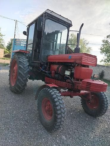 Traktor MTZ (belarus tipli), kabinəli - Rəng: qırmızı - Tam kabin — 5