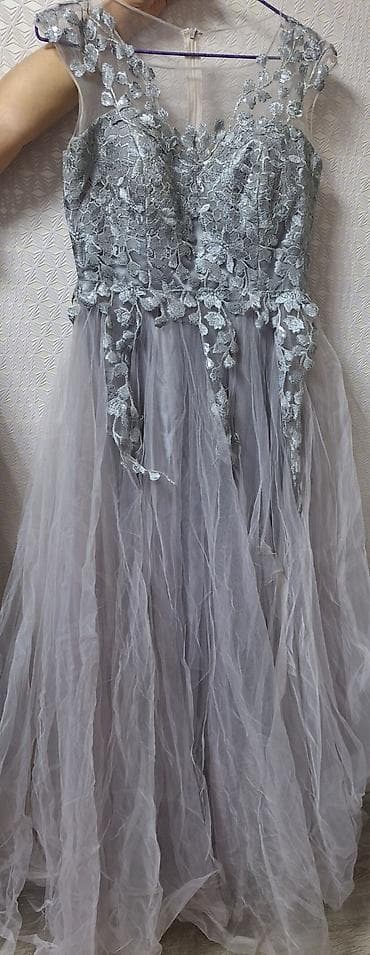 xuping nedir: Salam. cemi 1 defe geyinilib. Qiymeti 50 Azn.Gümüşü-boz rəngdə, zərif — 2