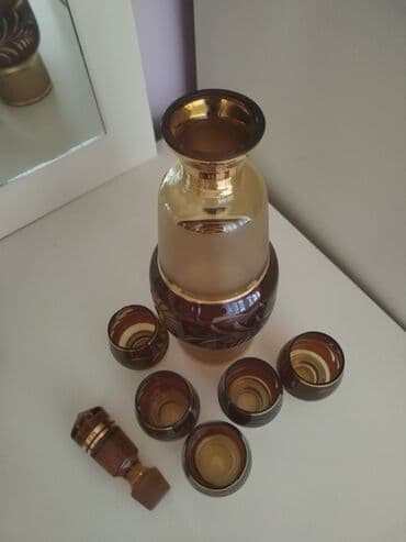 Qrafin, 1990 il, Şüşə, Rusiya