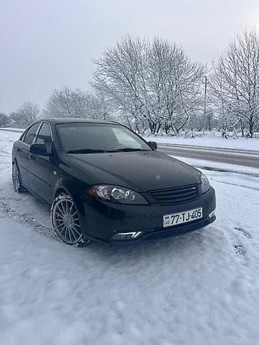 opel astra qapi: Avtomobil: Sedanın sinifində şəhər və magistral sürüşlər üçün rahat və — 4