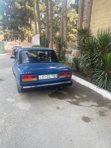 ремонт вязальных машин: VAZ (LADA) 2107: 1.6 l | 1990 il Sedan — 2