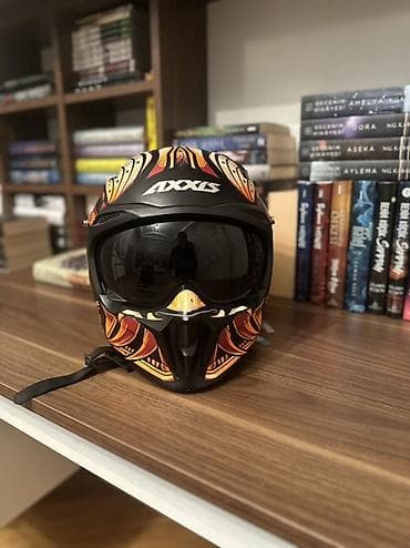 moto almaq: Axxis off-road/motokros kaskı Salam aleykum 280manata alınıb çənəsi — 2