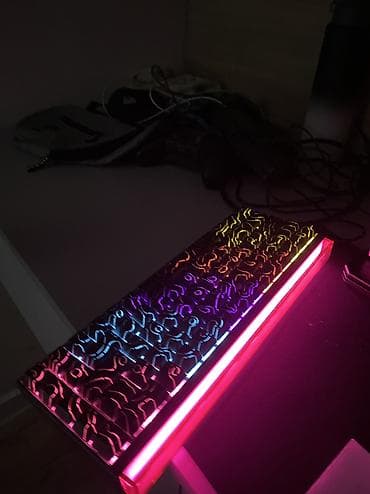 kompüter çanta: Nacodex NK68 klaviaturası qırmızı switch qabagında rgb işiqları var — 9