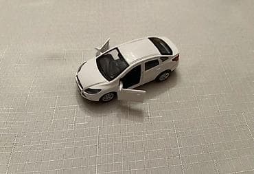 oyuncaqla: Təcili Satılır…Endirim Var… Ford Focus ağ qara modelkası satılır — 5