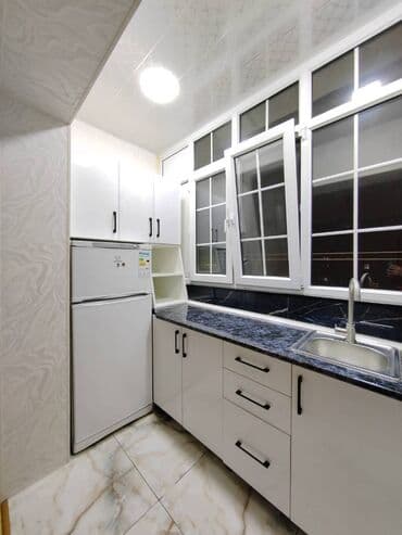 9 ci mikrorayon satilan evler: Bakı, 2 otaqlı, Köhnə tikili, m. Əhmədli, 45 kv. m — 6