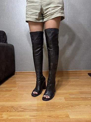 şort: Qadın çəkməsi – dizüstü, açıq barmaqlı, qara rəng - Model: dizüstü — 4