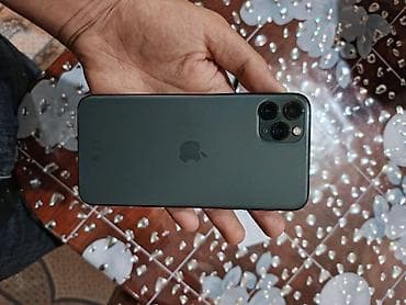 ip 16 pro: IPhone 11 Pro Max, 64 GB, Matte Midnight Green, Face ID — 3