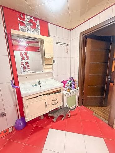 самка: Manzil 20 Yanvar metrosuna 5 daqiqalik piyada mesafesinda yerlaşir — 4