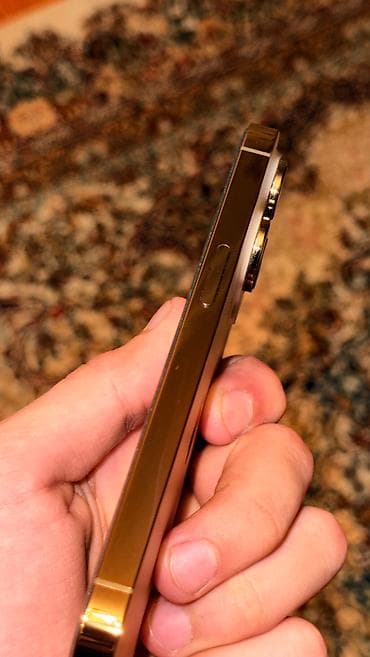 iphone 15 pro titanium: IPhone 14 Pro, 128 GB, Simsiz şarj, Face ID — 4
