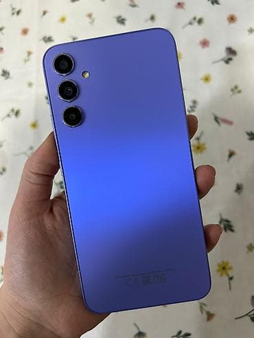 Məhsul: Bənövşəyi rəngli smartfon Xüsusiyyətlər: - Arxa hissədə 3-lü — 4