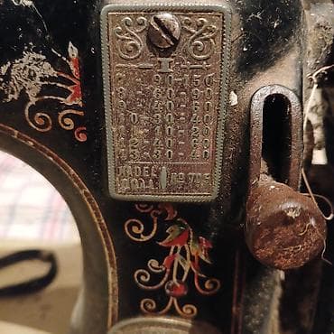 Спорт и хобби: Antik tikiş maşını – Alman istehsalı - Korpus: dözümlü çuqun gövdə — 3