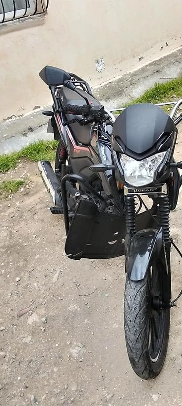 arenda maped: Yufan Sport motosiklet - Rəng: Qara, qırmızı və ağ qrafik aksentlər - — 5