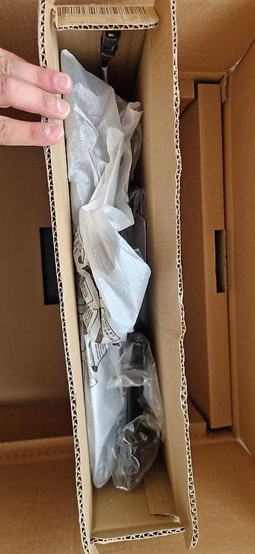 60 klaviatura: HP Desktop PC + Monitor dəsti Model və komplektasiya: - Masaüstü — 6