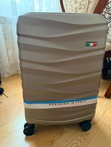Sərnişin çamadanı – “Designed in Italy” - Material: sərt korpus — 1